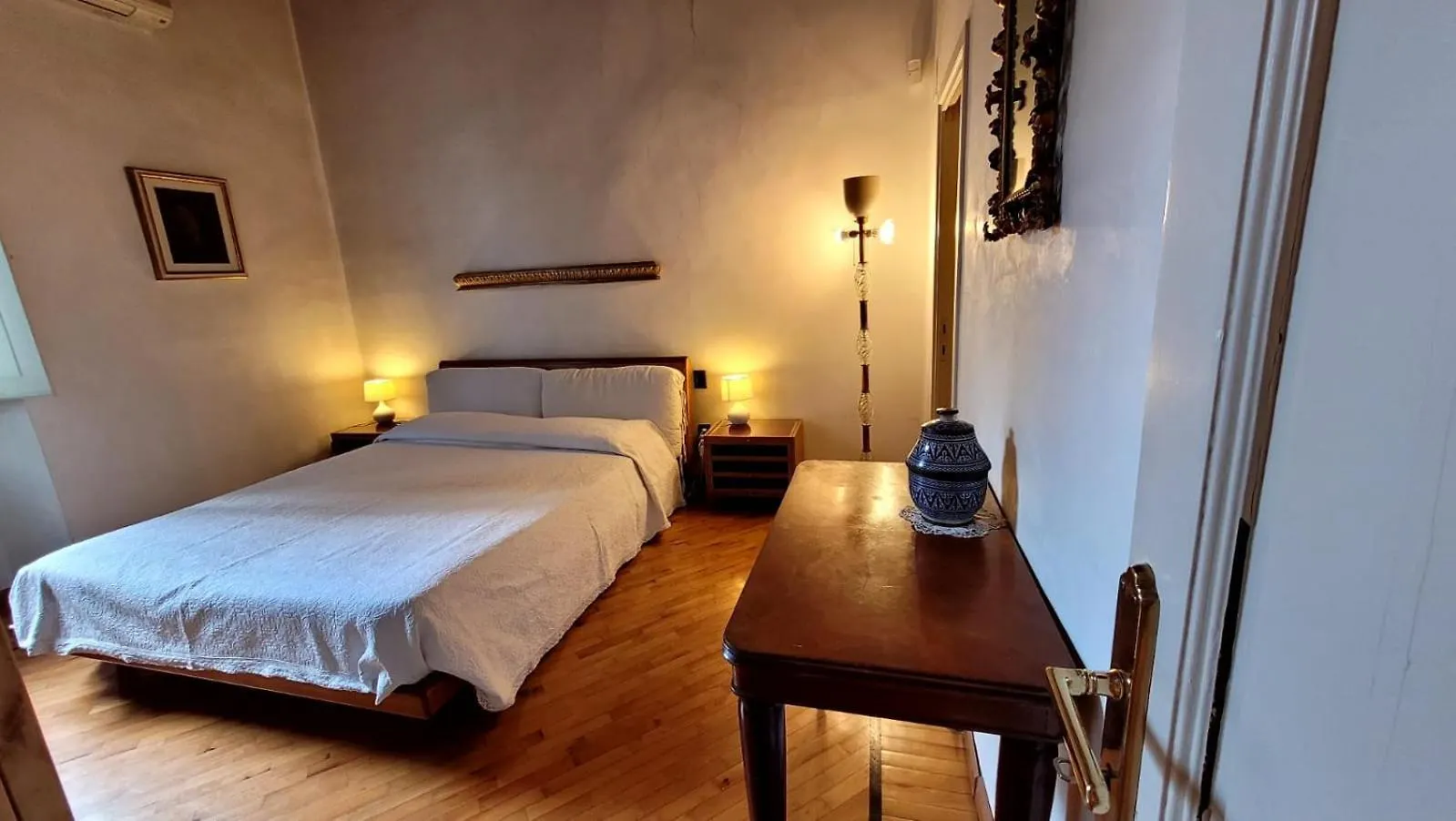 Florence Art Apartment